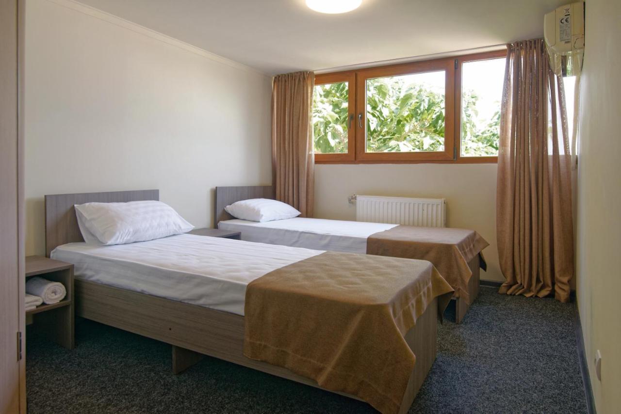 Arcadia Marine Hotel Oldenburg Bagian luar foto