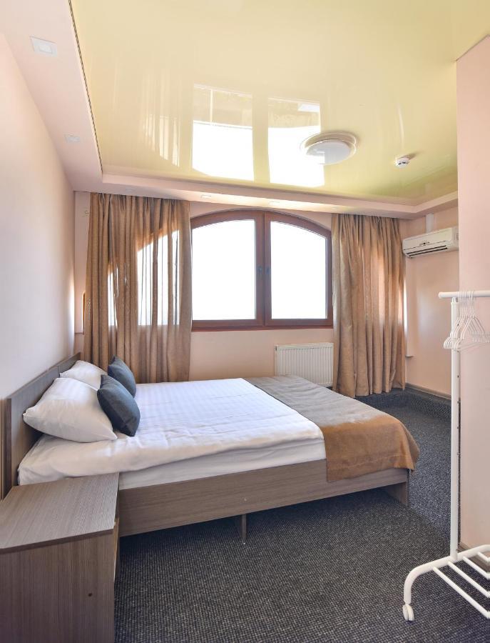 Arcadia Marine Hotel Oldenburg Bagian luar foto