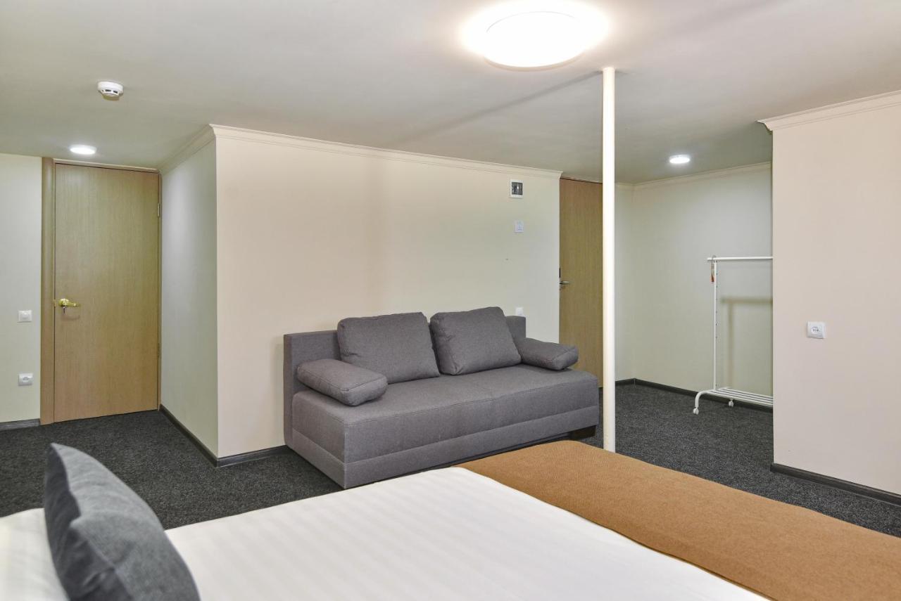 Arcadia Marine Hotel Oldenburg Bagian luar foto