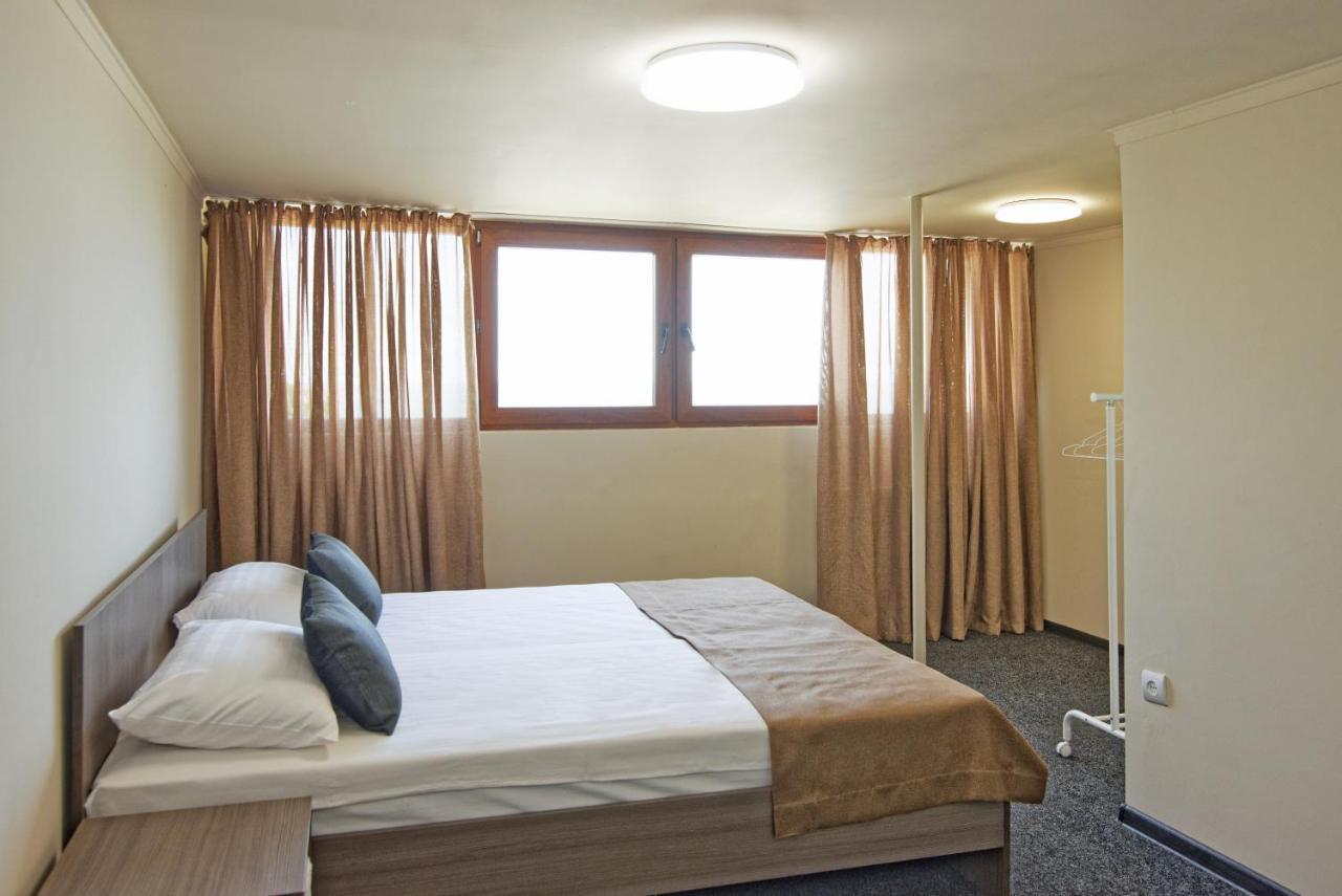 Arcadia Marine Hotel Oldenburg Bagian luar foto