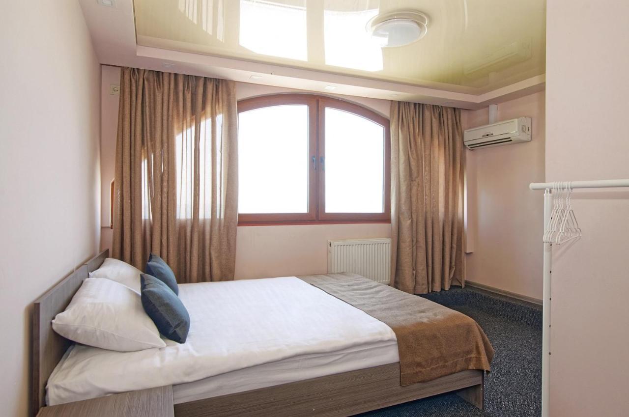 Arcadia Marine Hotel Oldenburg Bagian luar foto